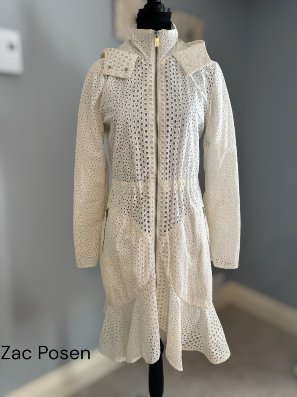 Zac Posen Ivory Eyelet Zip-Front Flared Hem Coat